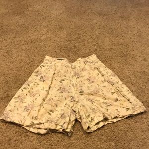Thrifted Generra Collection Yellow Floral Shorts